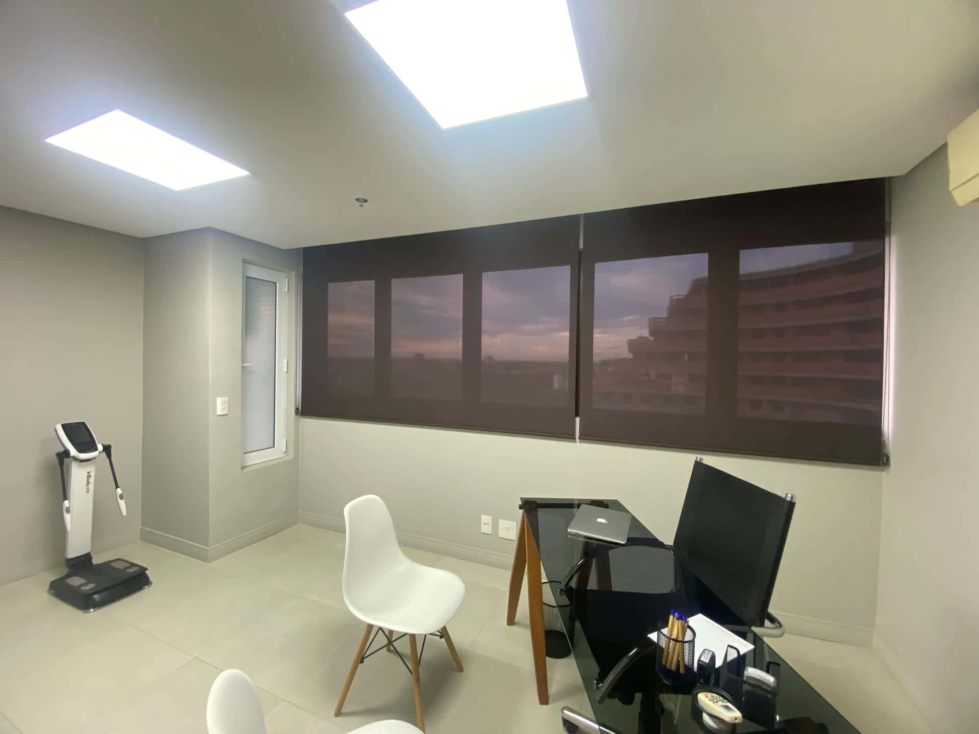 Sala à venda, Plex Hub Corporativo, São Gonçalo, Pelotas, RS, 31,84 m², 1 vaga, com elevador, portaria 24h, circuito interno de TV e espaço de leitura