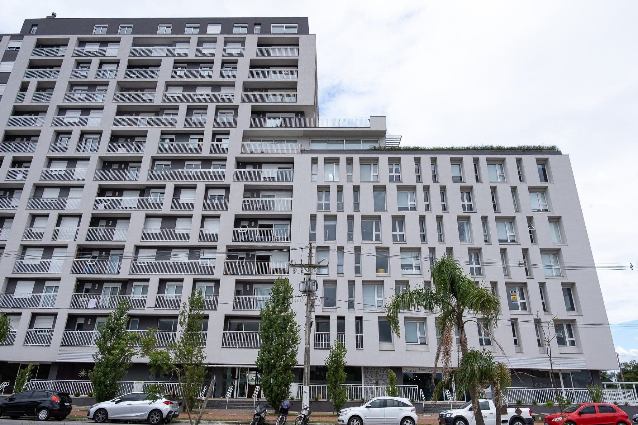 Sala comercial para locação no Art Home & Work Quartier, ideal para escritório ou consultório, com ótima localização e estrutura moderna e segura