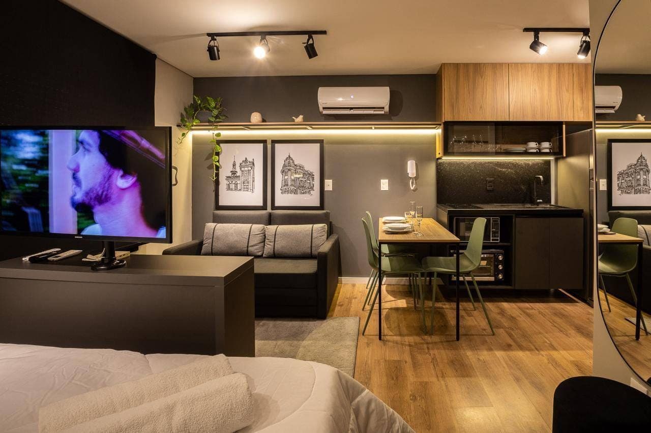 Apartamento mobiliado à venda no Parque Una, Pelotas, RS - 26 m², 1 dormitório, andar alto, com elevador privativo e lazer no condomínio