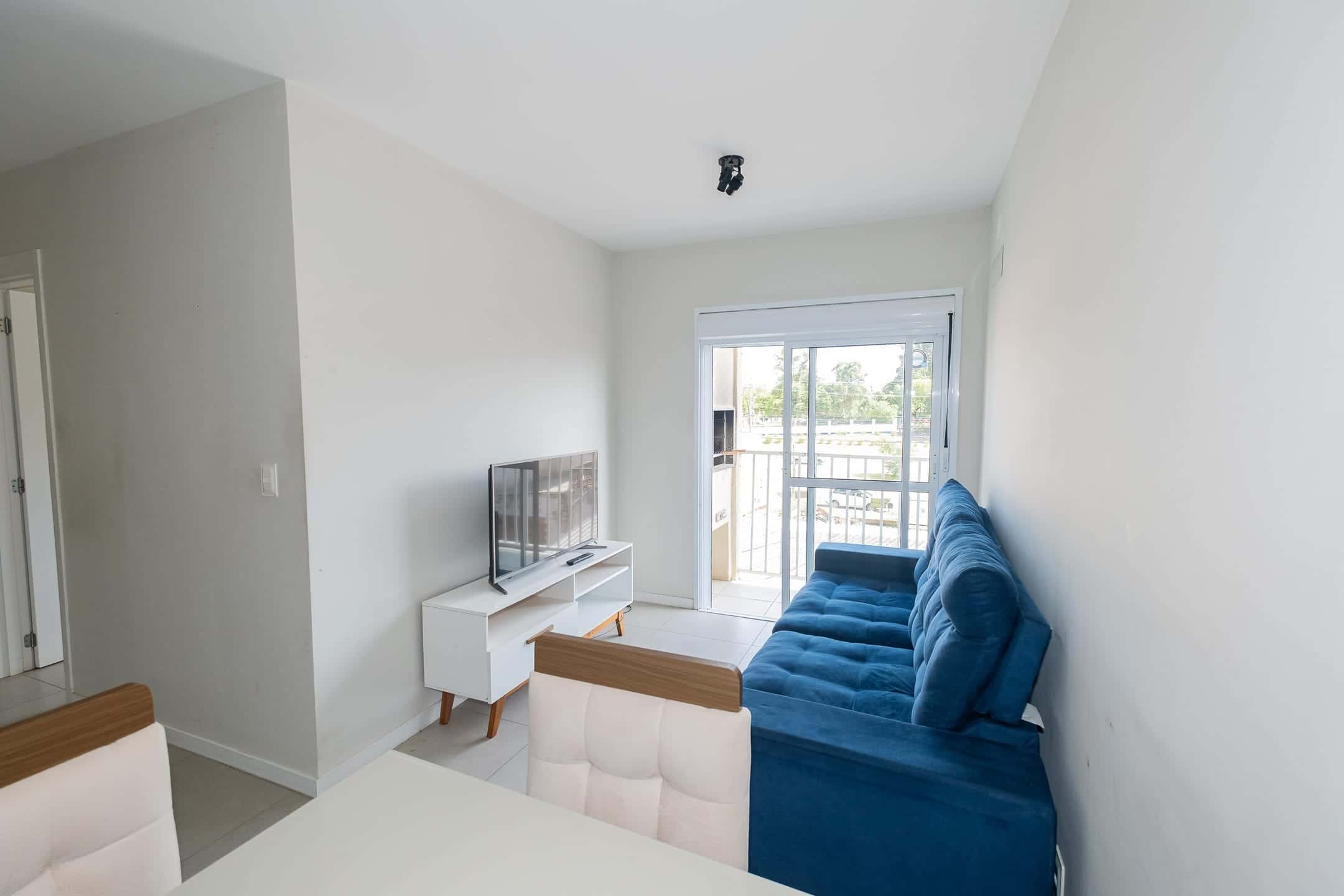 Apartamento 2 Dormitórios Semi Mobiliado para Locação no Areal em Pelotas RS com Ótima Localização e Vaga de Garagem