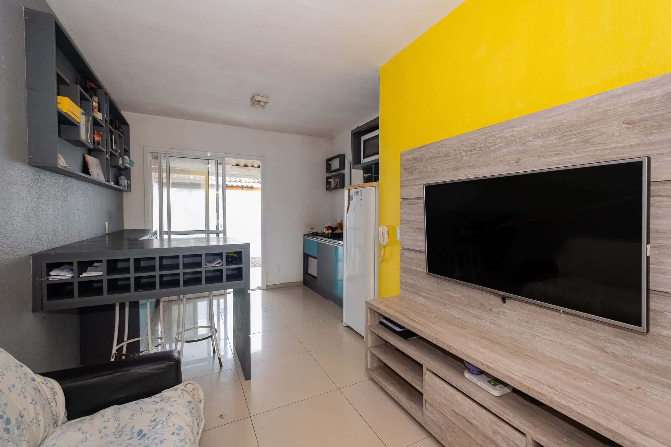 Casa à venda no Moradas Pelotas 2, Areal - com 70 m², 2 quartos e área de lazer com pátio e churrasqueira.