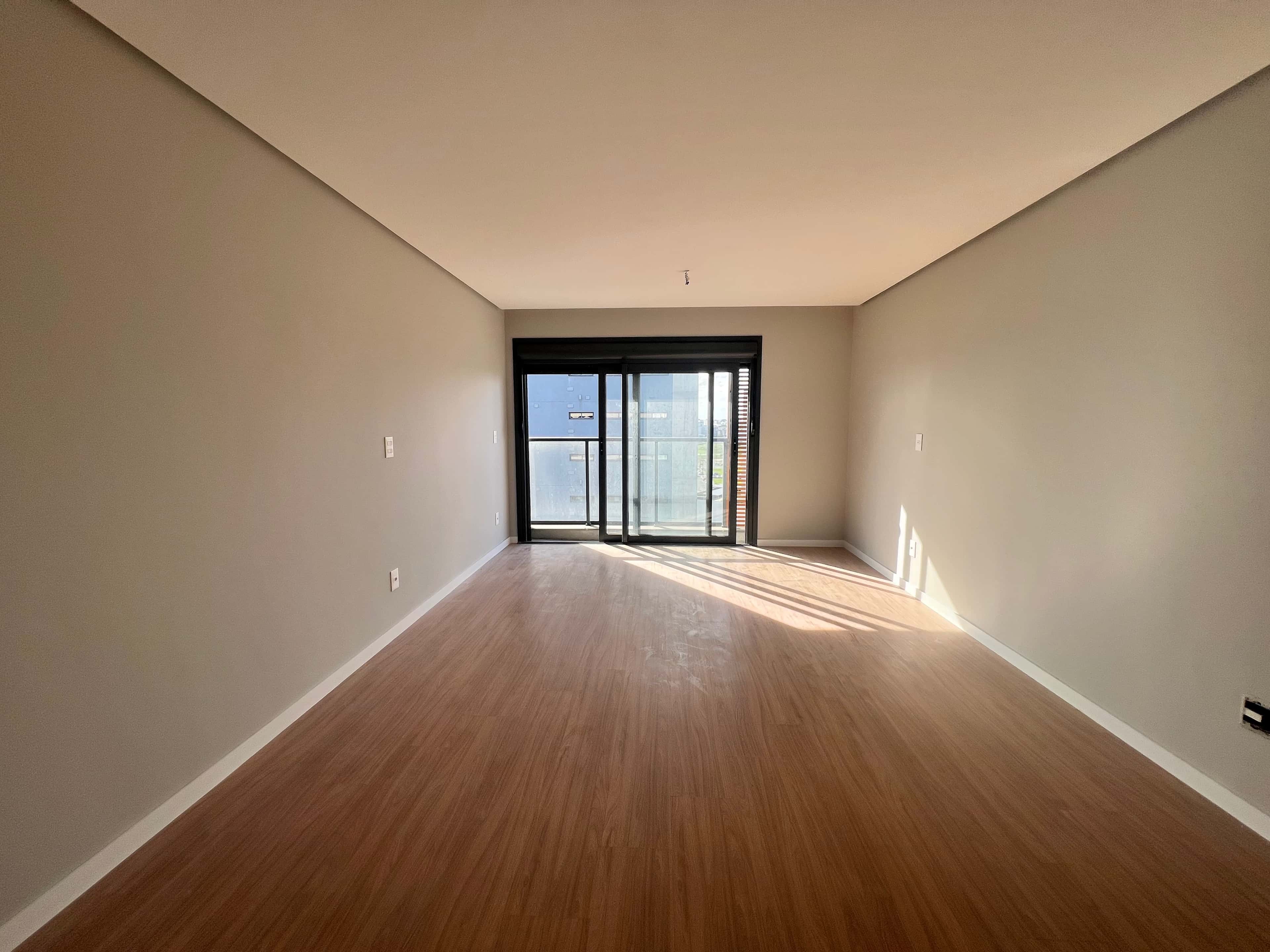 Loft à venda no Inn, Parque Una - com 29 m², 1 quarto, piso laminado, andar alto com sacada e vaga.
