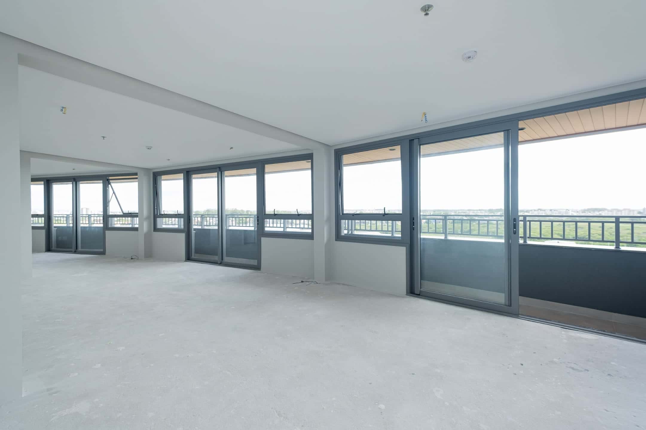 Sala Comercial Cobertura para Aluguel no Parque Una em Pelotas RS com 93 m², Excelente Localização, Vista Privilegiada e Estrutura Moderna