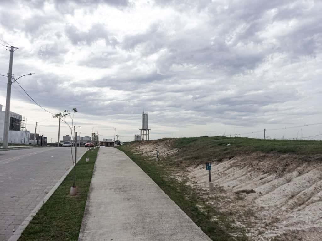 Terreno à venda, 182 m² por R$ 175.000 nas Três Vendas em Pelotas/RS. Bem localizado! Agente sua visita conosco! UP Imóveis